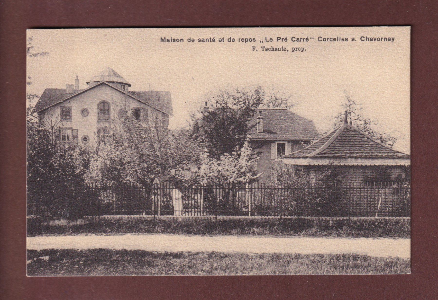 Cartoline postali: CORCELLES sur Chavornay - Le Pré Carré – Usato da Pully venduto da nicecards