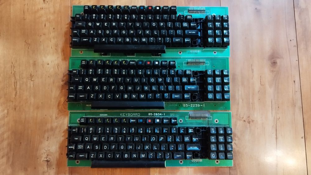 3x Vintage Keyboards for Parts (Gebraucht) in Domdidier für CHF 68 ...