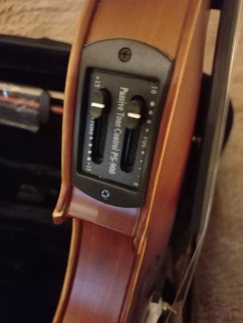 Instruments de musique: Geige Elektroakkustisch mit sender – Neuf avec emballage d'origine à Schaffhausen par raj_f5dm 4