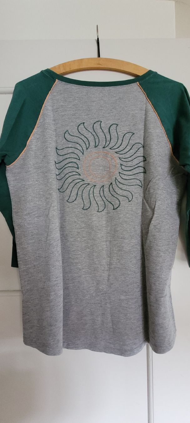Burton T-shirt: Burton T-Shirt – Usato da Neftenbach venduto da lifestyle_tp5m 1