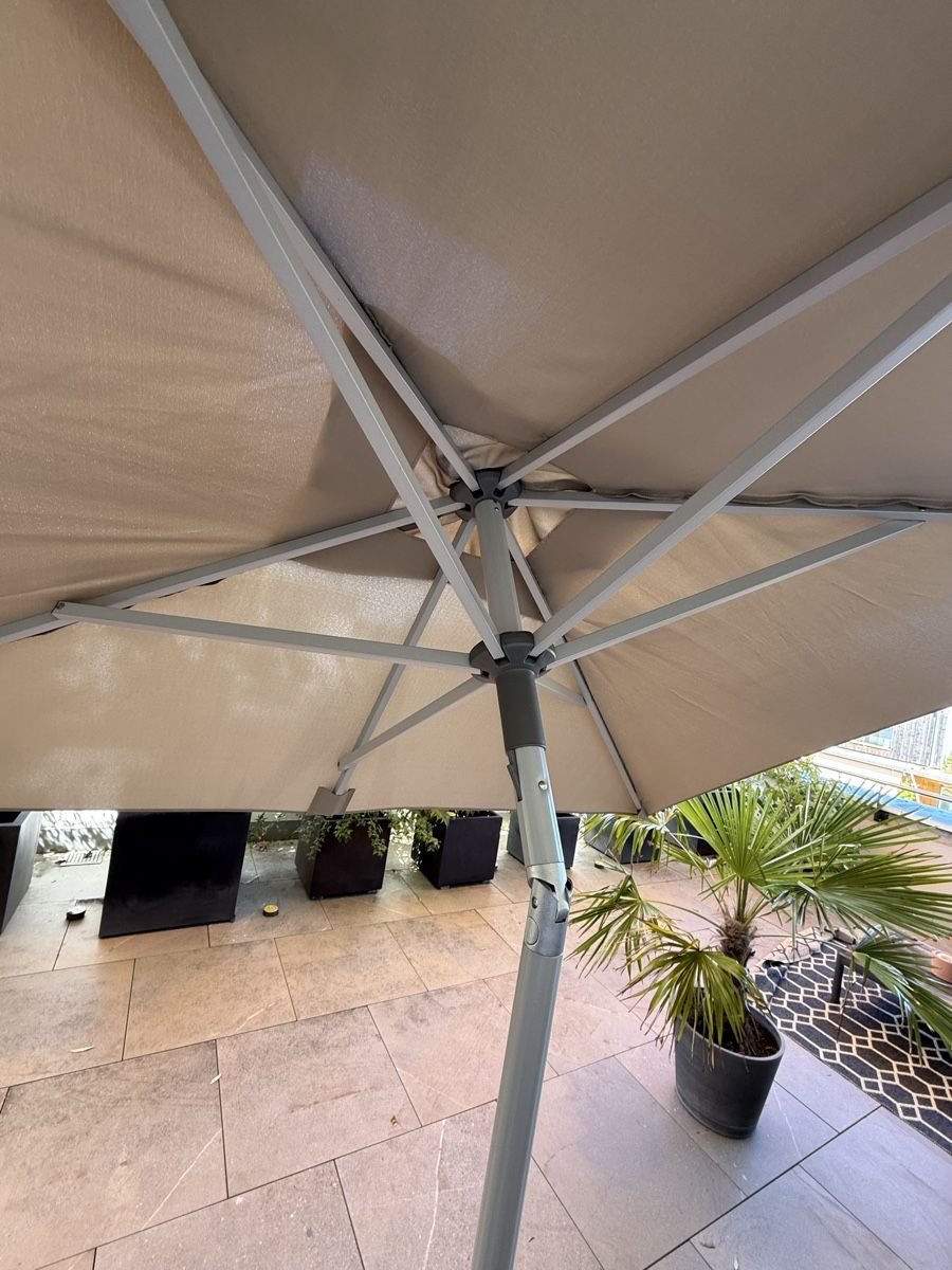 Parasols: Sonnenschirm – D'occasion à Ostermundigen par Schneehaesli08 4