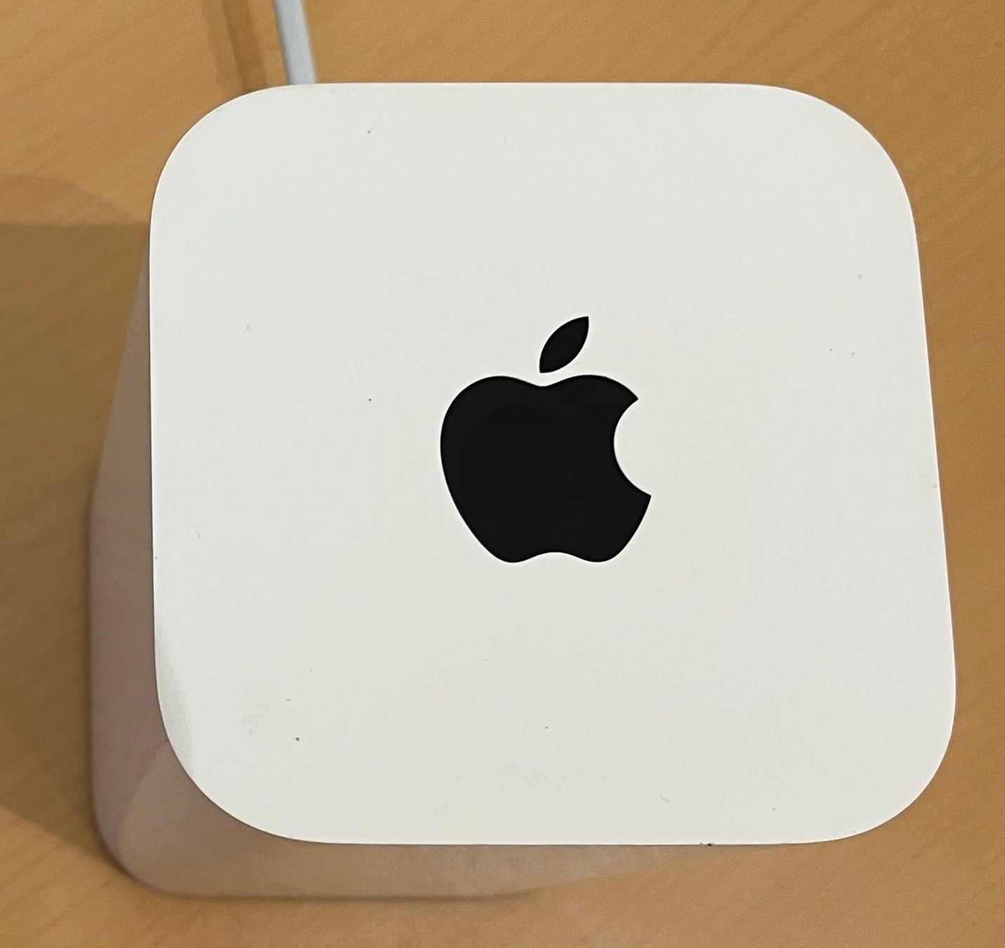 Apple Dischi rigidi: Apple - AirPort Time Capsule 802.11ac - 2 TB – Usato da Le Noirmont venduto da bouboun21 1