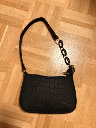 Handtasche schwarz 