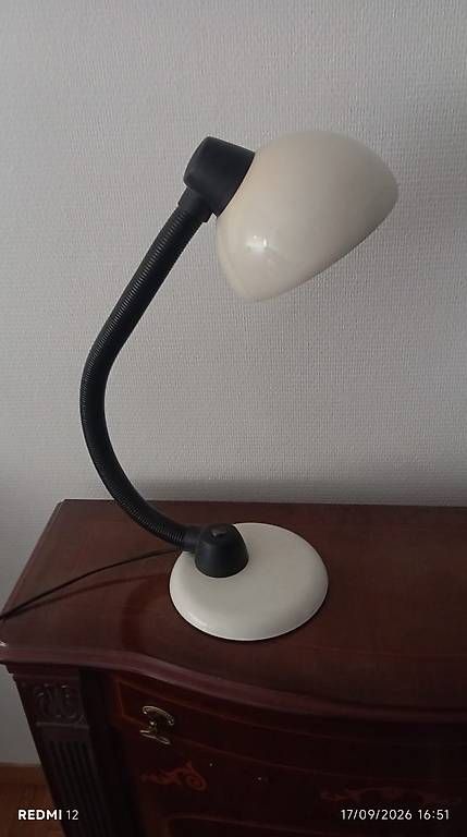 Lampade: Lampe de bureau excellent état  – Nuovo e nell'imballaggio originale da Thônex venduto da baptistela