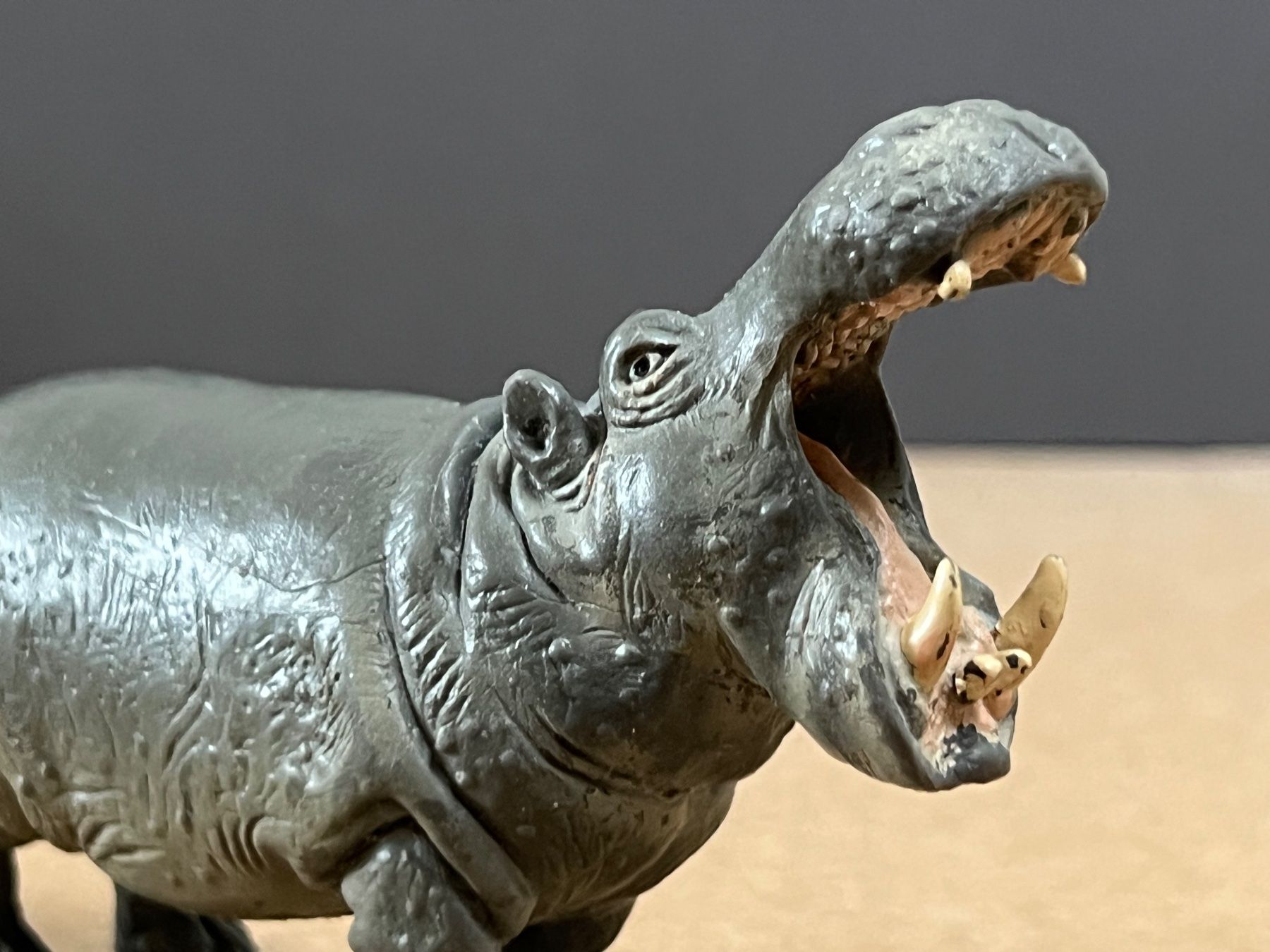 Schleich Statuette: Schleich Nilpferd Flusspferd Kalb – Usato da Ennetbaden venduto da mapa05 5