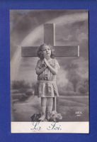 ENFANT - Petite fille qui prie - La Foi