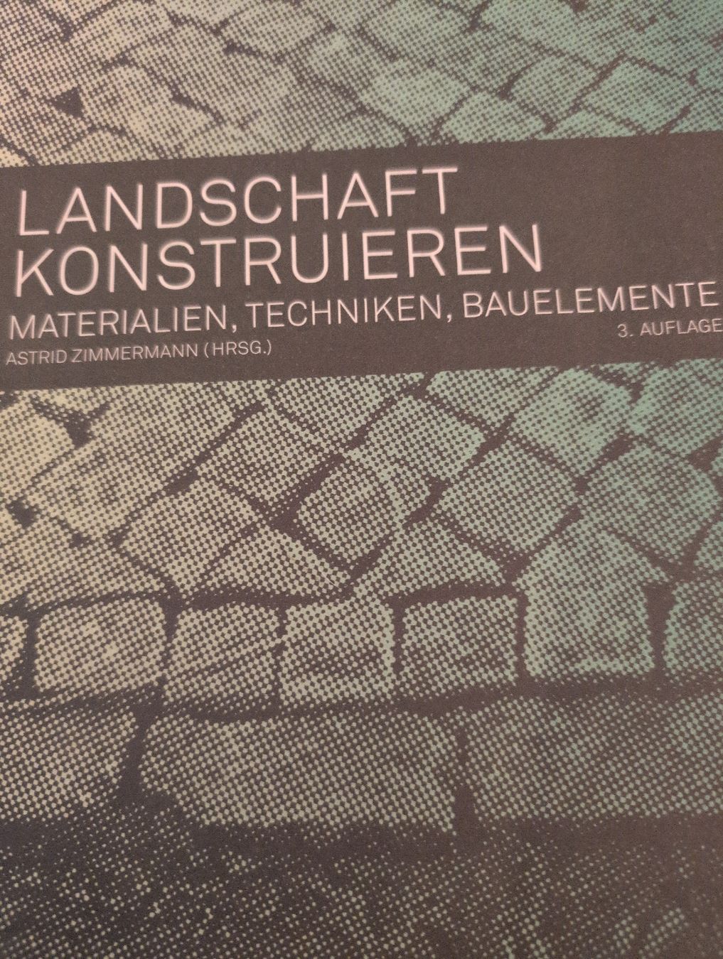 Bücher: gartenbau buch für Poliere – Gebraucht aus Wynau von rem_5tpw