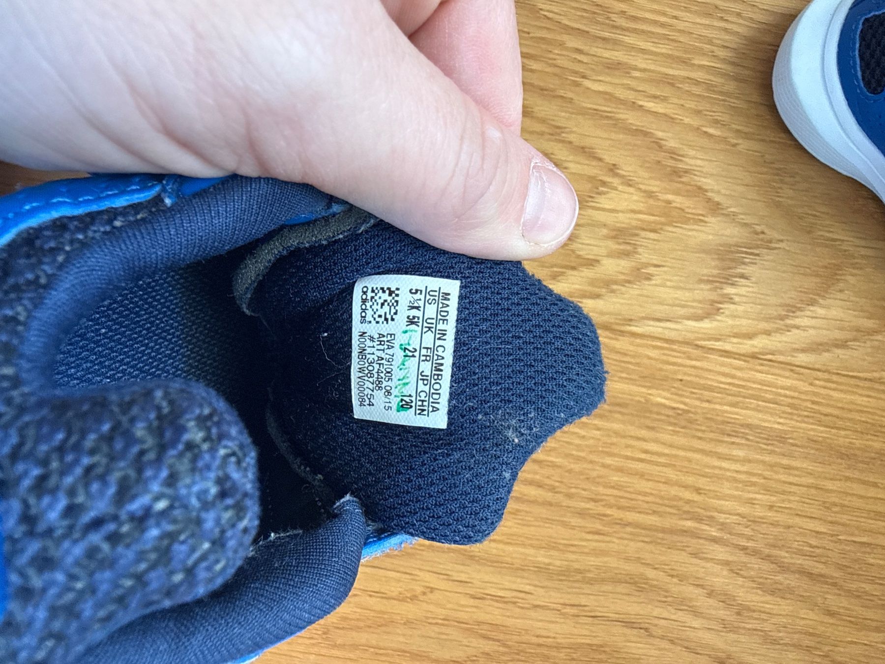 Adidas Scarpe per ragazzi: Adidas Turnschuhe blau, Grösse 21 – Usato da Münchenbuchsee venduto da sterbsli 2