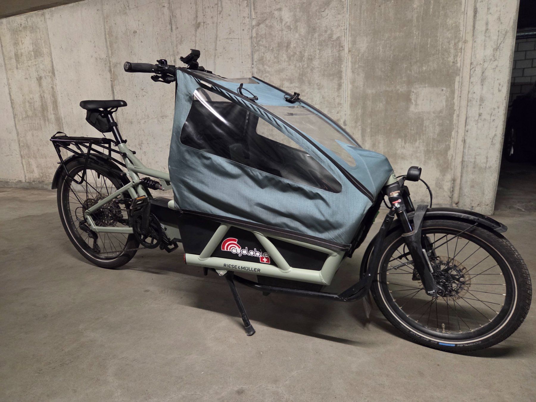 Riese & Müller Biciclette: Vélo cargo électrique - Riese & Müller Load4 60 Touring – Usato da Biel/Bienne venduto da tri_lwl7