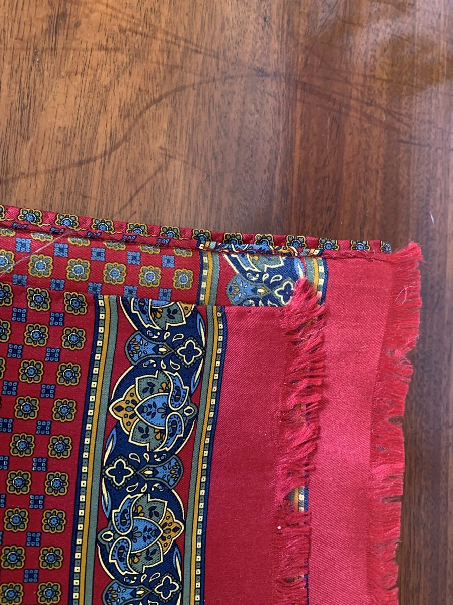 Foulard & Sciarpe: Foulard Tie Rack 100% soie – Usato da Genève venduto da sanchka0