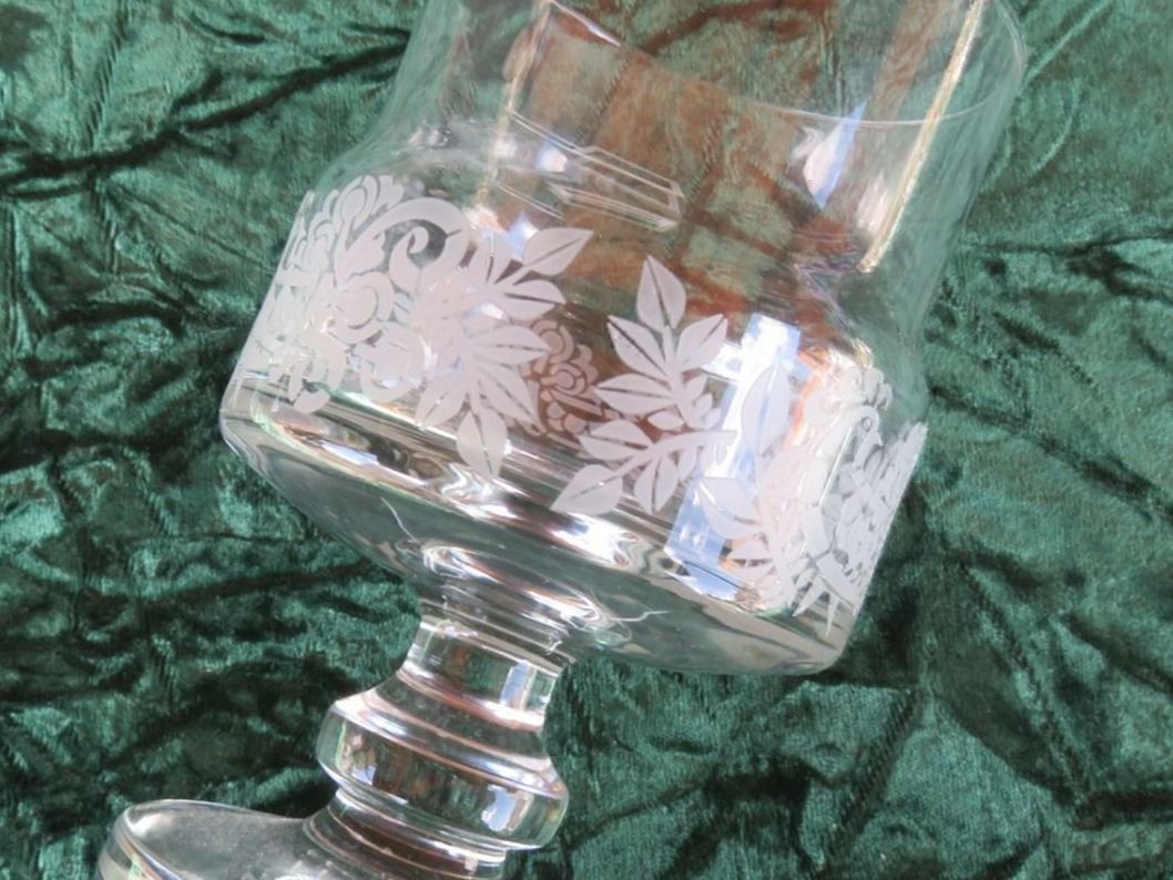 Bicchieri: 6 STÜCK EISKELCHE AUS GLAS - GESCHLIFFEN – Nuovo (secondo la descrizione) da Huttwil venduto da Kunterbuntli 1