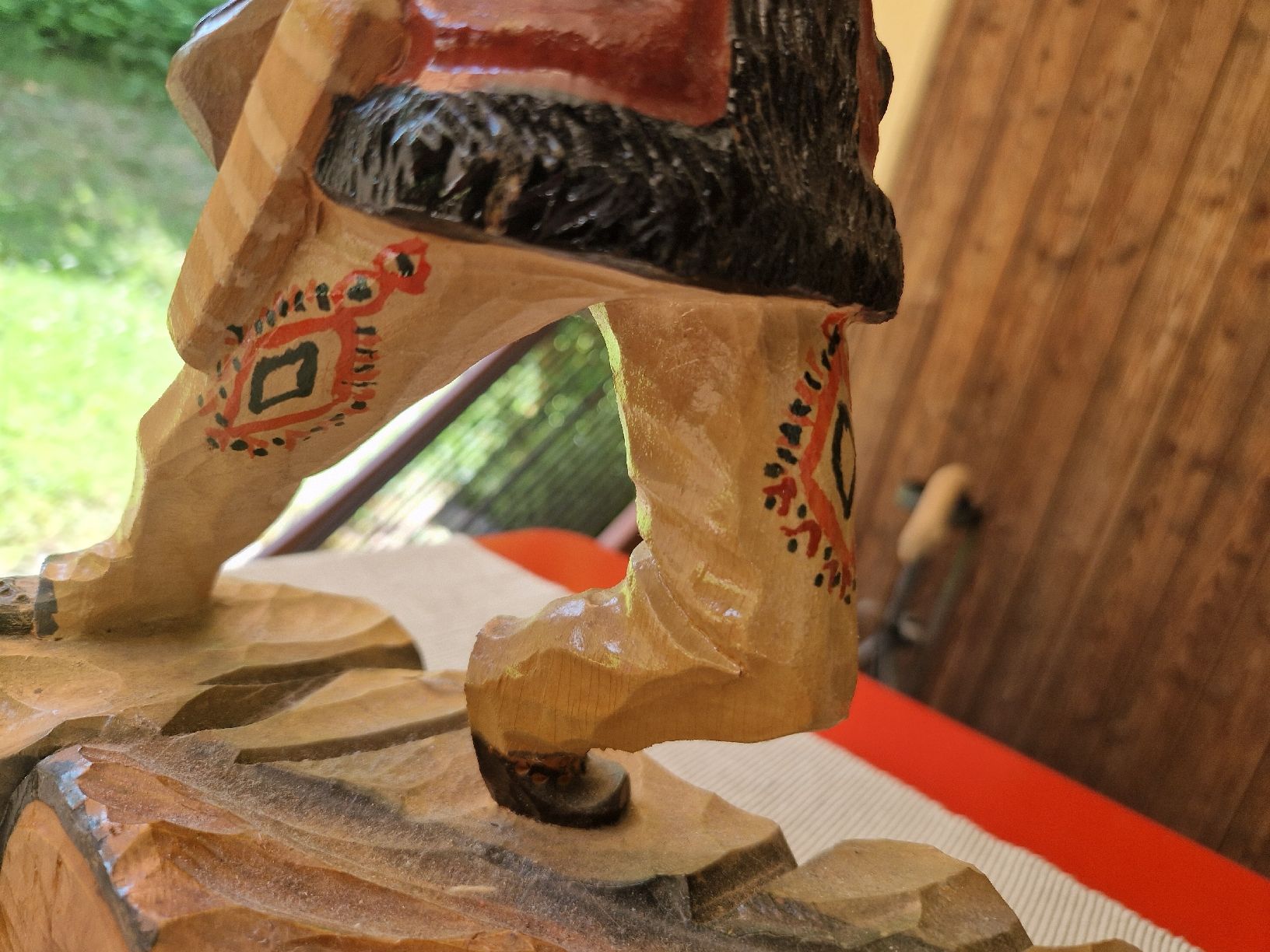 Sculture & Statue: Holzschnitzerei Mann kämpft mit Bär – Usato da Fislisbach venduto da mka_km8f 5