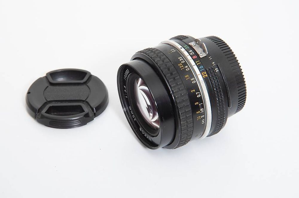 Objectif Nikon Nikkor-Q 20 cm (200 mm) f4 non Ai mise au