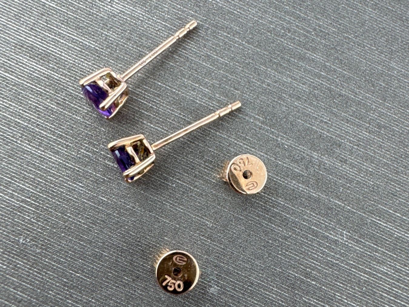 Boucles d'oreille: Ohrstecker 750 Gold – D'occasion à Niederuzwil par leo_8857 2