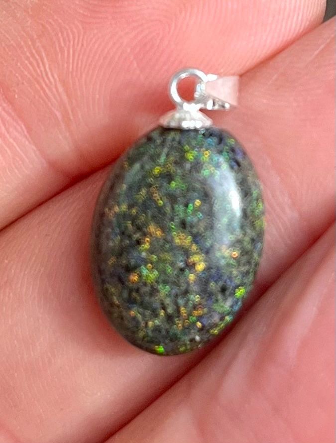 Ciondoli: Black Opal Anh. Whithe Cliffs Australien, Sale, alter Pr. 45 – Nuovo (secondo la descrizione) da Diegten venduto da hamofi57