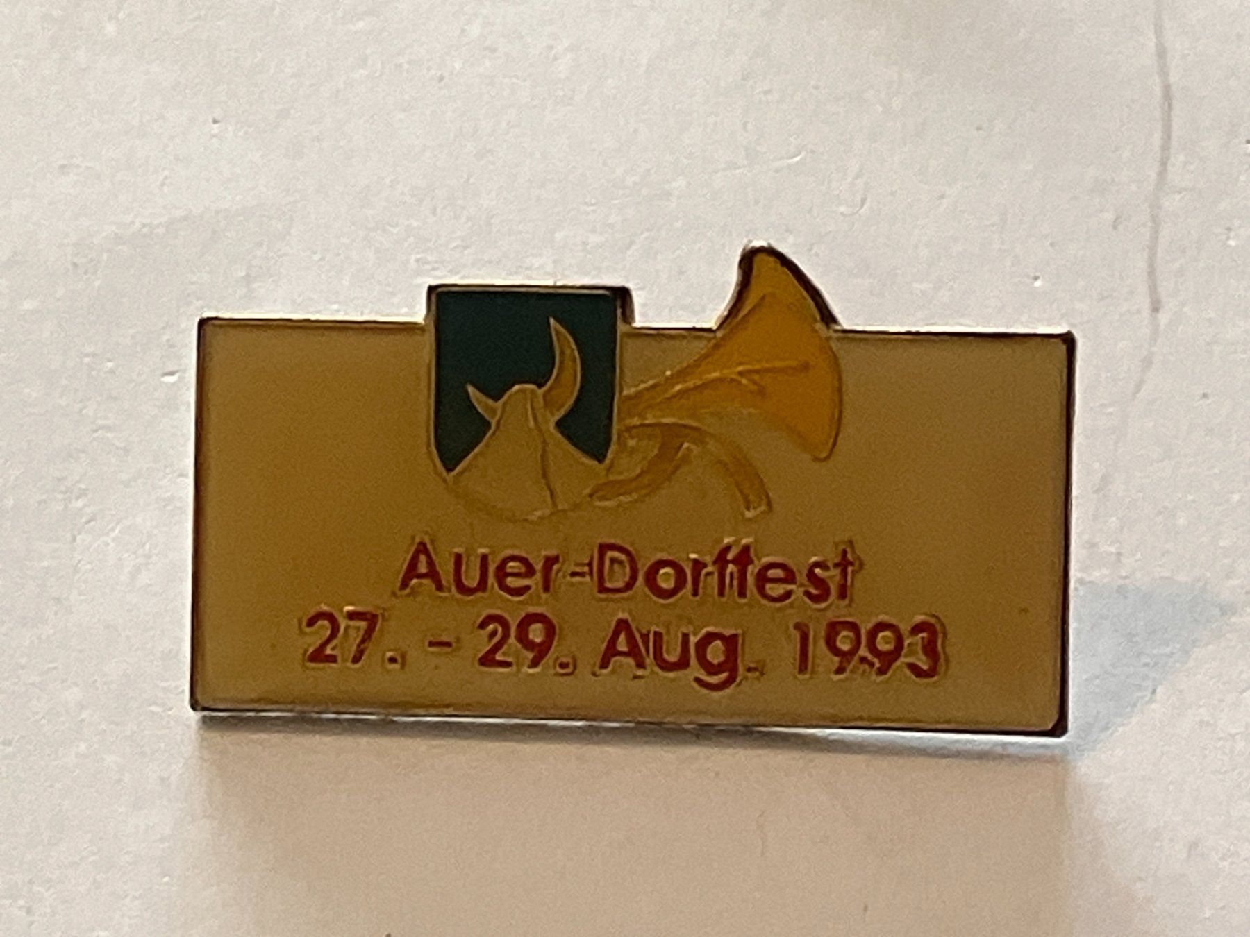 Plaketten & Abzeichen: 1 Pin Auer Dorffest 1993 – Gebraucht aus Basel von djwwpp