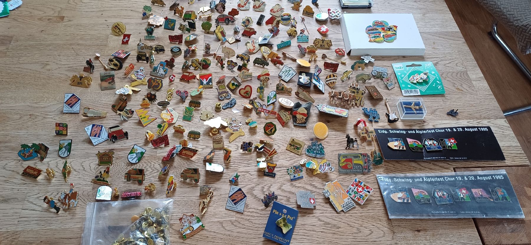 Medaillen: Pins – Gebraucht aus Flawil von Naphtali