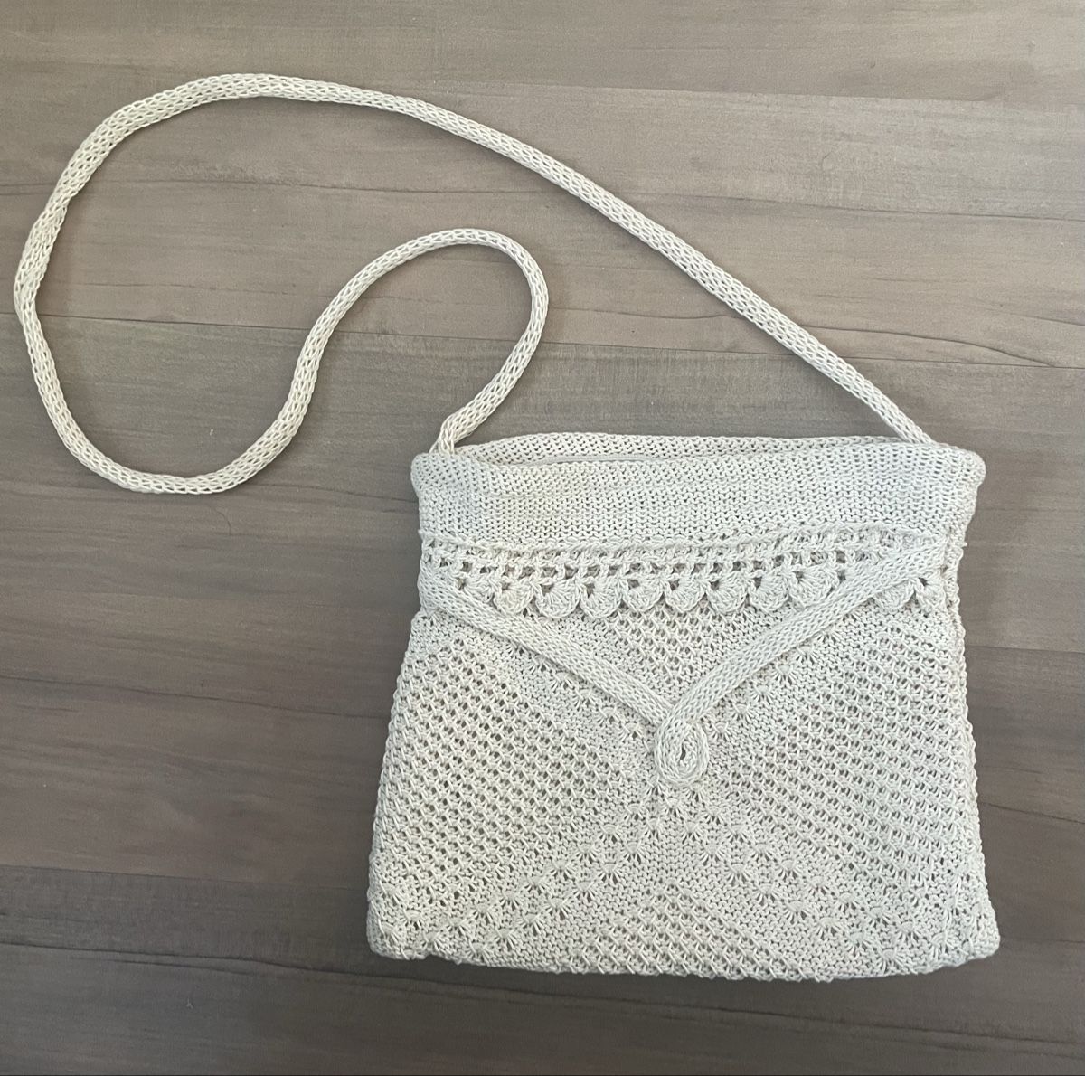 Borse da donna: Gehäkelte Tasche Weiss Klein  – Usato da Interlaken venduto da sa.manta