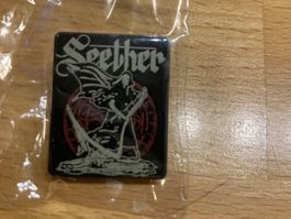 Seether Pin Anstecker Punk Rock Metal Pop
