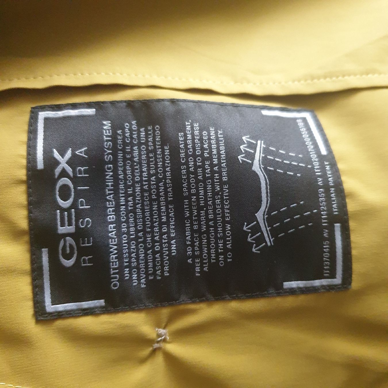 Geox Giacche: GEOX schöne Jackr Gr. 36 – Nuovo (secondo la descrizione) da Frenkendorf venduto da Moon111 4