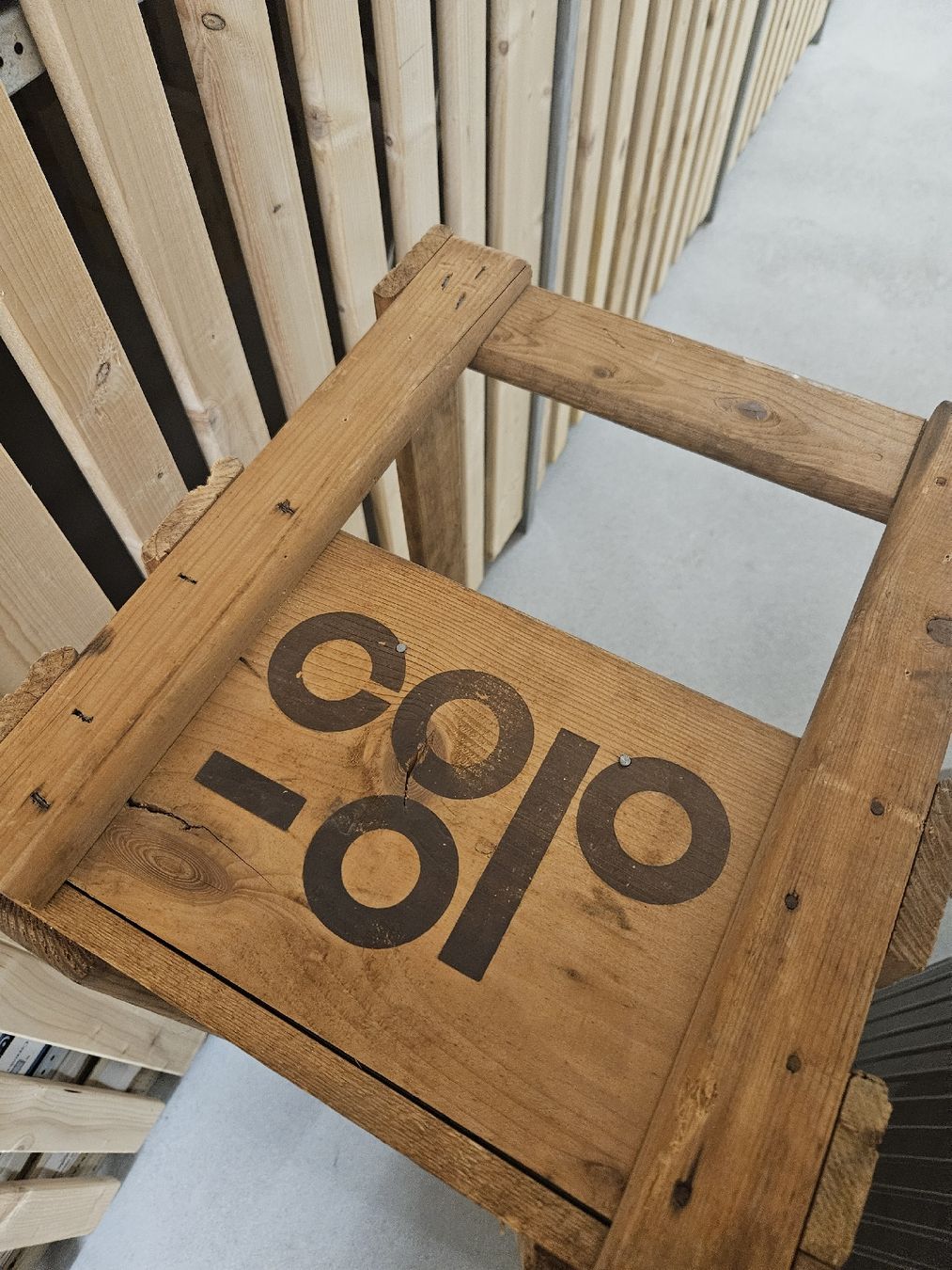 Scaffali: 2x casiers à bouteilles originaux COOP – Usato da Wettingen venduto da Italia63 2
