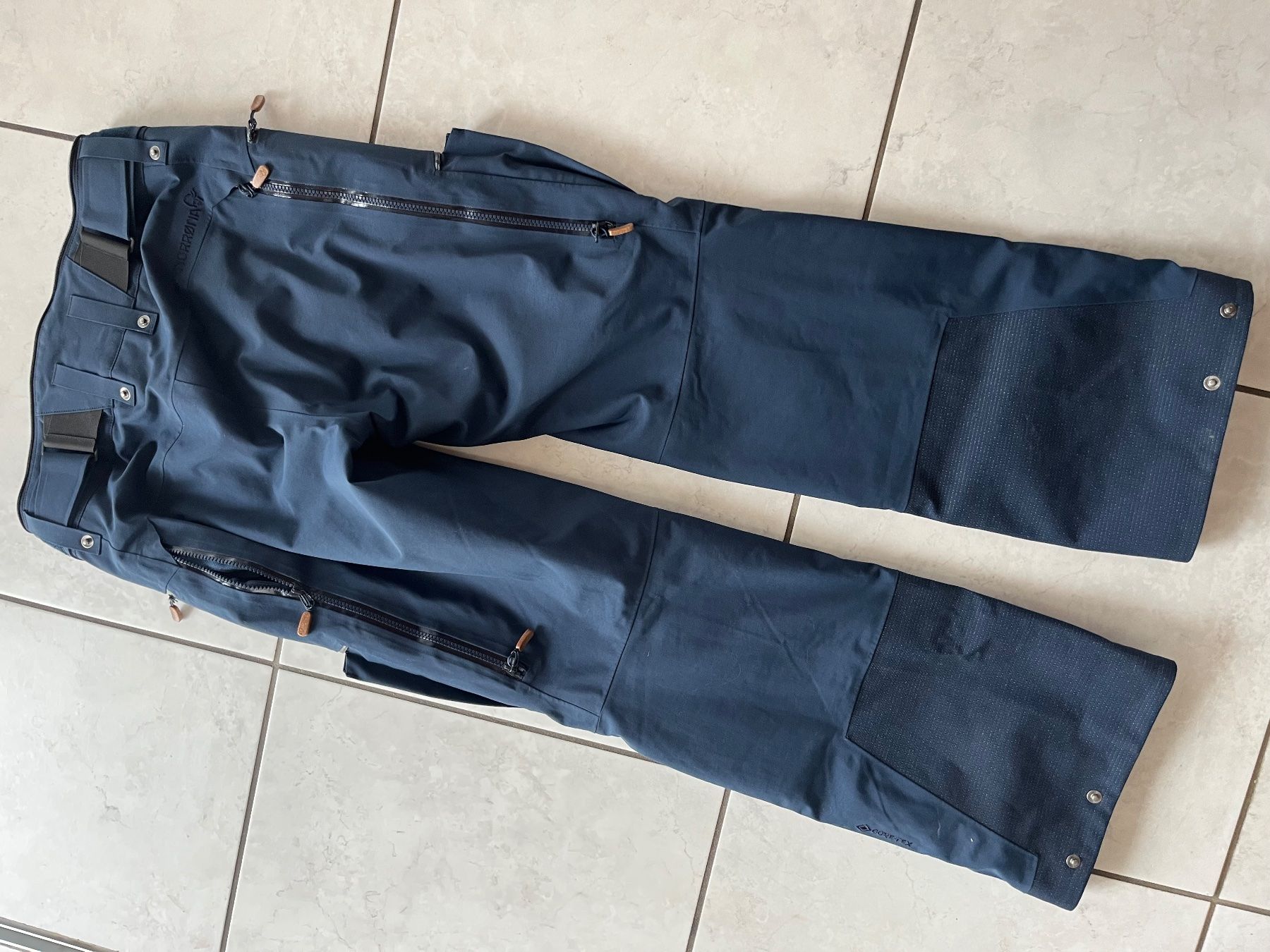 Norrøna Pantaloni: Norrona Tamok Ski pants size S – Usato da Walchwil venduto da kur_gp5h 4