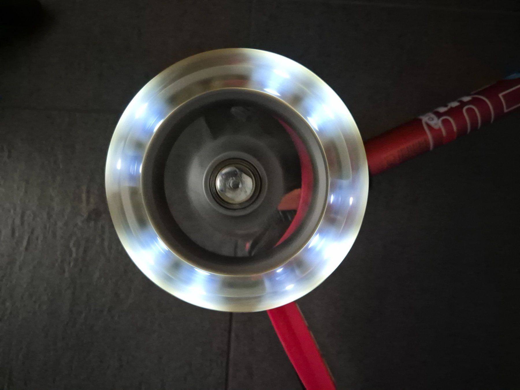 Micro Kickboard: Micro Mini - Rot mit LED Räder – Usato da Altendorf venduto da caj_hry2 1