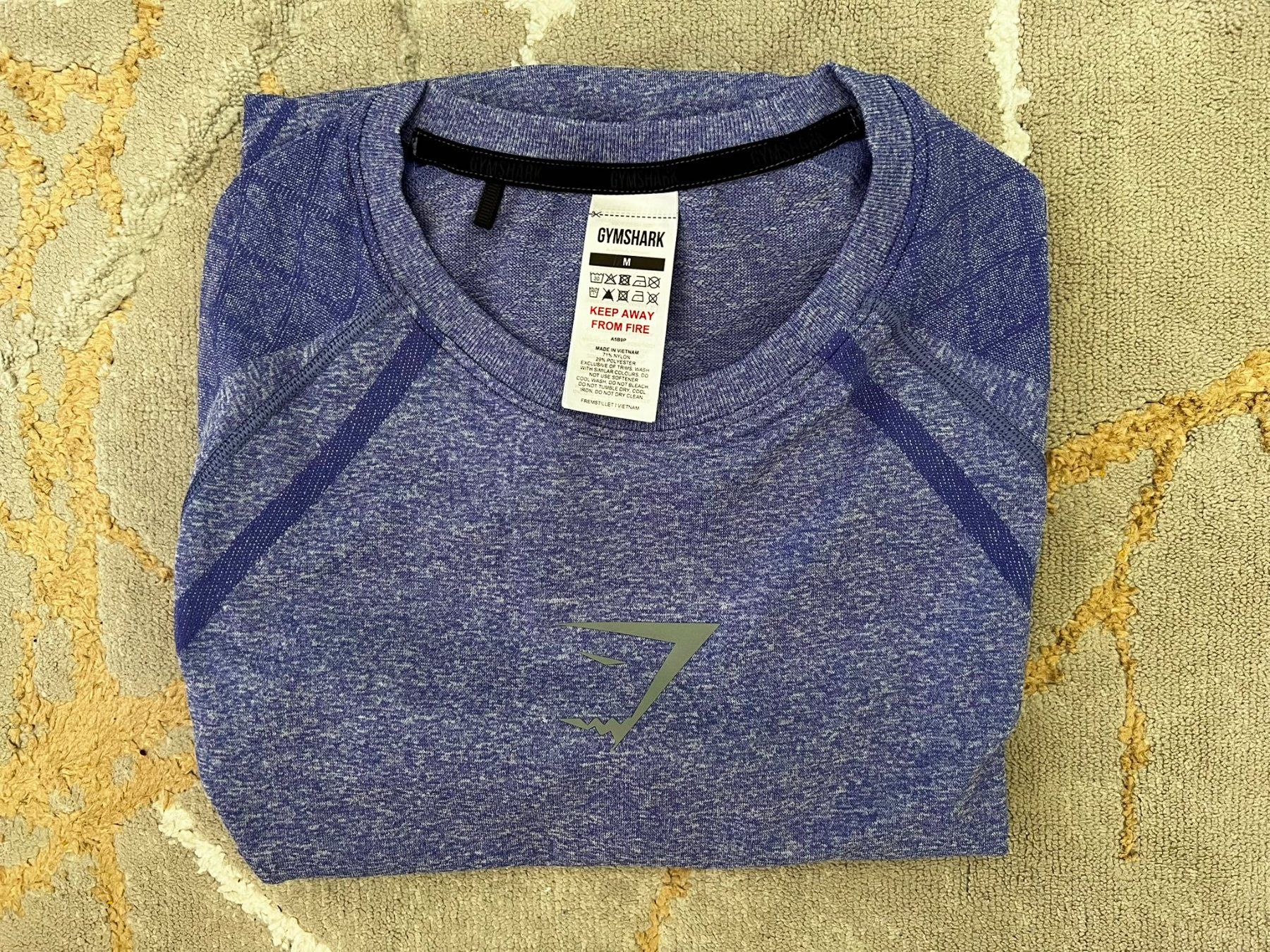 Gymshark T-shirt: GYMSHARK Devant Seamless Long Sleeve Purple Grösse M – Nuovo e nell'imballaggio originale da Bassersdorf venduto da marcelallok 2