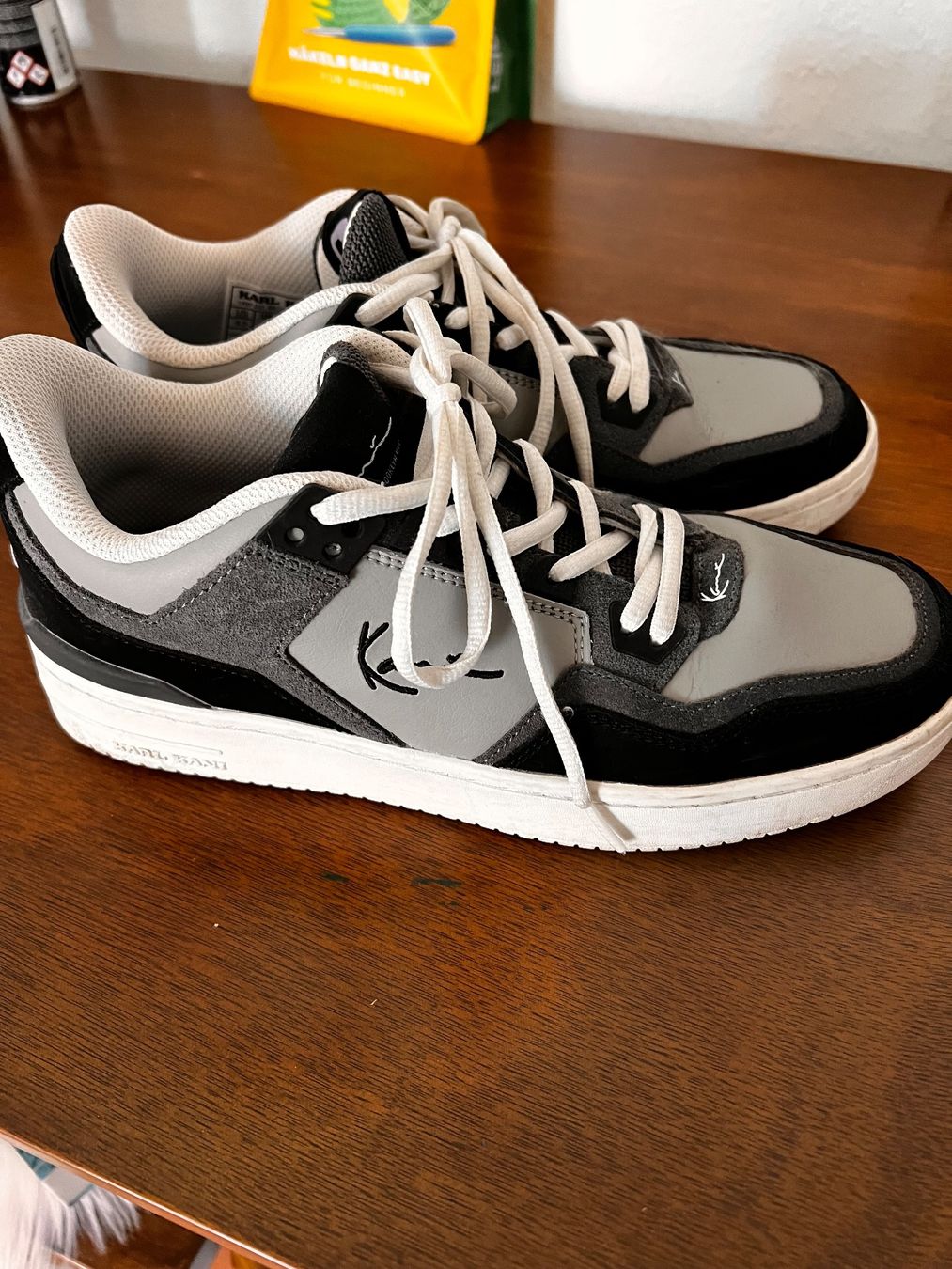 Scarpe da uomo: Karl Kani Schuhe Grösse 41 – Nuovo (secondo la descrizione) da Niederglatt ZH venduto da NICELODEON18