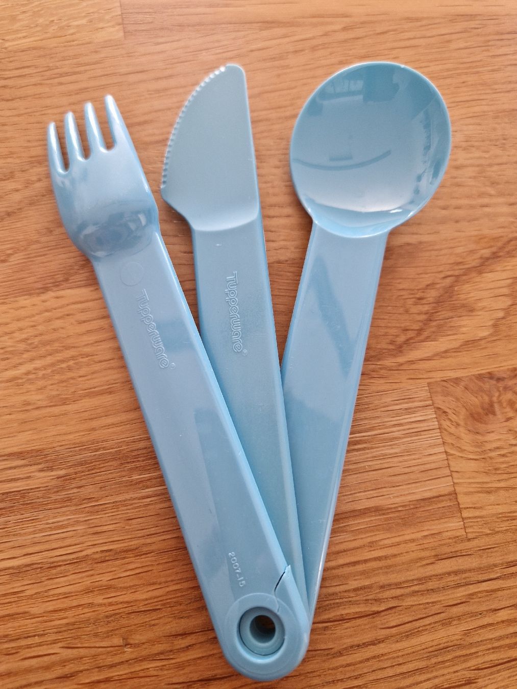 Tupperware Set di posate: Tupperware Besteck Set blau 3-teilig – Usato da Kulmerau venduto da Doene7