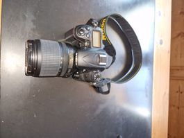 Nikon D7000 Digitalkamera mit sehr vielem Zubehör