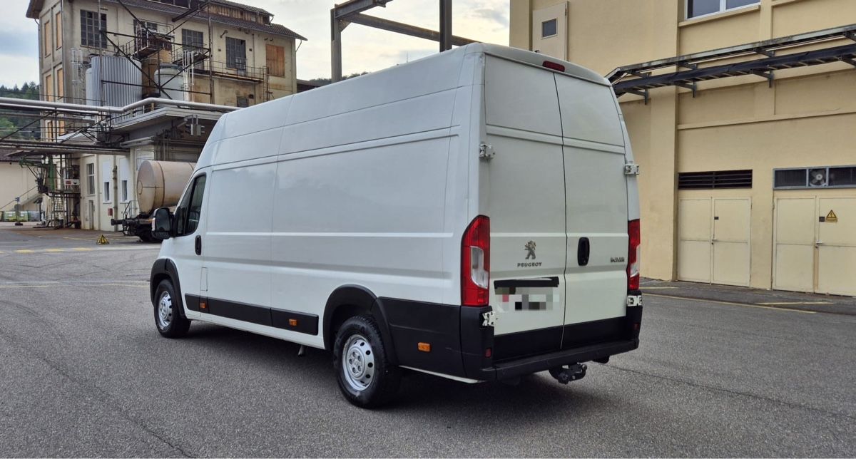 Peugeot Véhicules utilitaires: Peugeot Boxer L4 H4 – D'occasion à Bülach par _milziv 2
