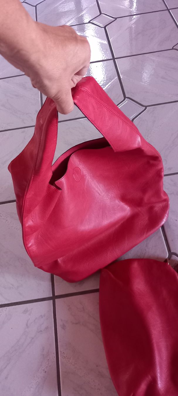 Borse da donna: Roter Shopper mit separater Innentasche – Nuovo (secondo la descrizione) da Buttikon SZ venduto da MH1976 1