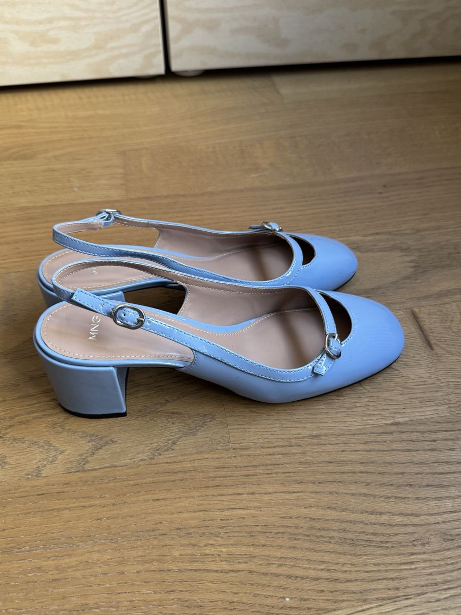 Mango Damenschuhe: Slingpumps, hellblau, Gr. 38 (MANGO) – Gebraucht aus Basel von Nadine_Lorena