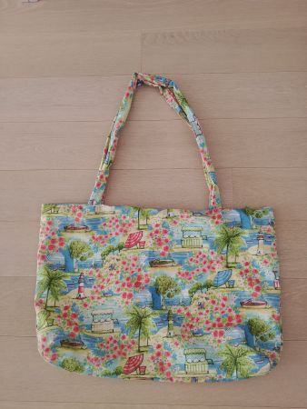 Grosse Strandtasche/Shopper mit sommerlichem Muster, Top!