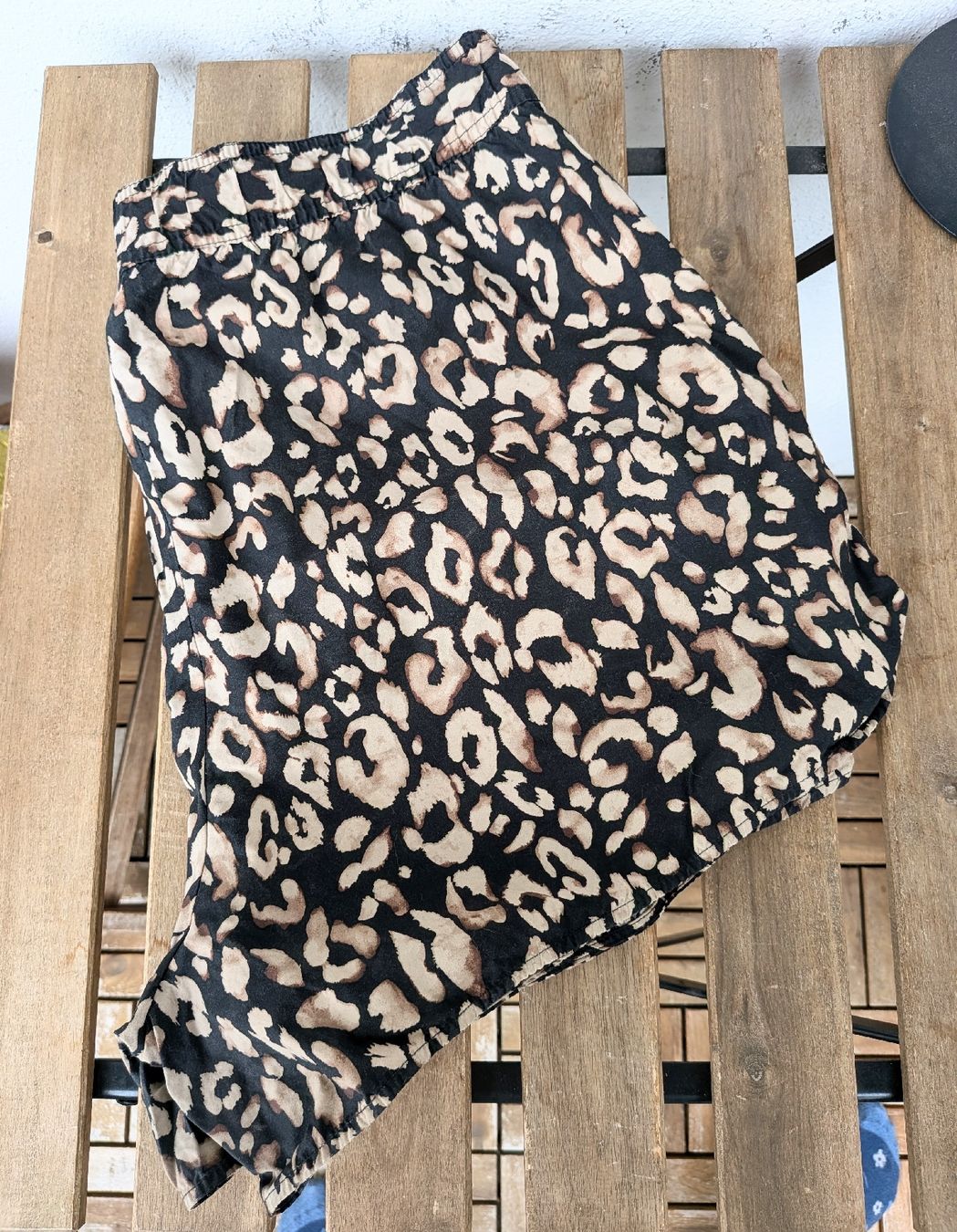 H&M Pantaloni: Kurze Stoffhosen Gr. M – Usato da Bern venduto da dun 3