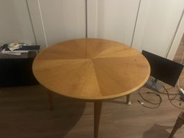 Esstisch Holz massiv rund gebraucht guter Zustand