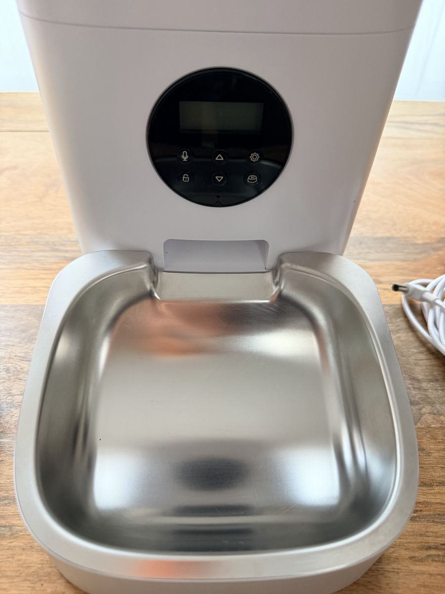 Futter: Petlibro Automatischer Futterspender, 4L – Gebraucht aus Steffisburg von larihofmann 2
