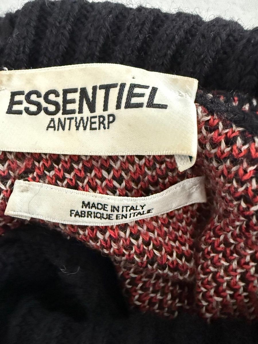 Pullover & Sweatshirts: Essentiel Antwerp Roll Neck Jumper – Gebraucht aus Unterlunkhofen von Kaw71 1