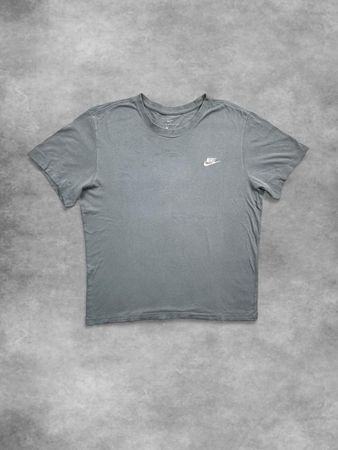 Nike T-shirt