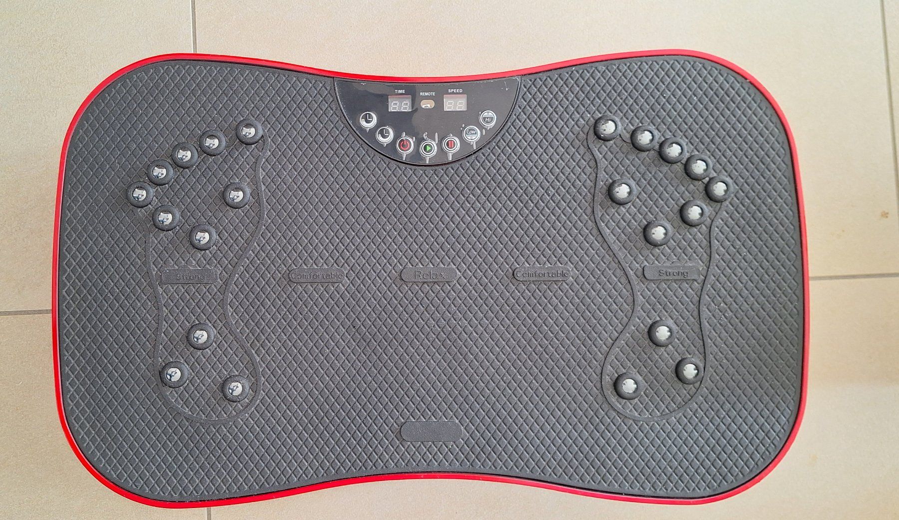 Massagegeräte: Vibrationsplatte "slim" – Neu (gemäss Beschreibung) aus Grossdietwil von arda