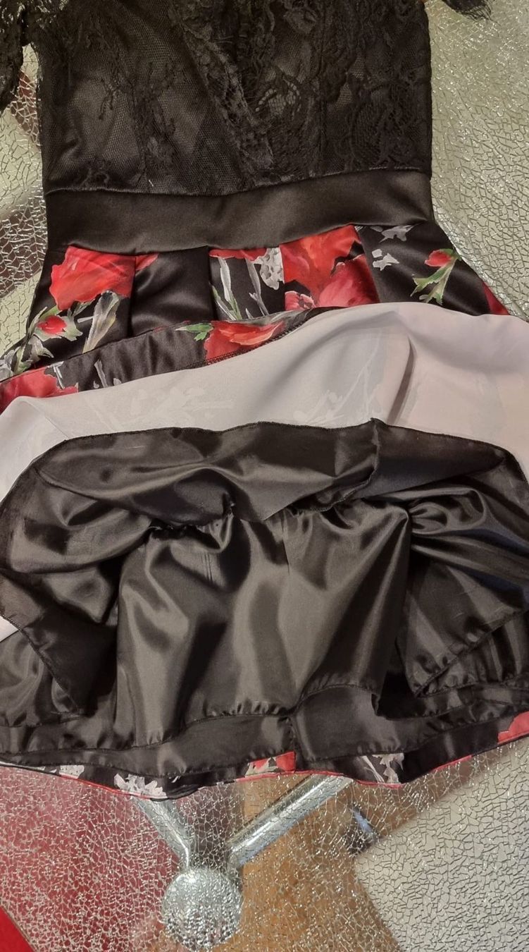 Kleider: Rinascimento Gr. L – Neu und originalverpackt aus Luzern von Reni025 6