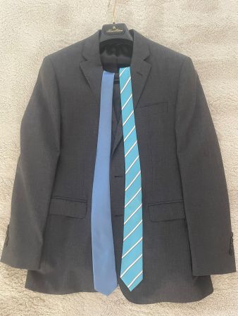 Anzug Brooks Brothers 100% Schurwolle  und gratis Krawatten