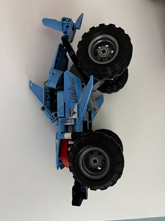 Lego Kit di costruzioni: LEGO technique MONSTER JAM MEGALODON 42134 – Usato da Plagne venduto da Boudepain1515 2