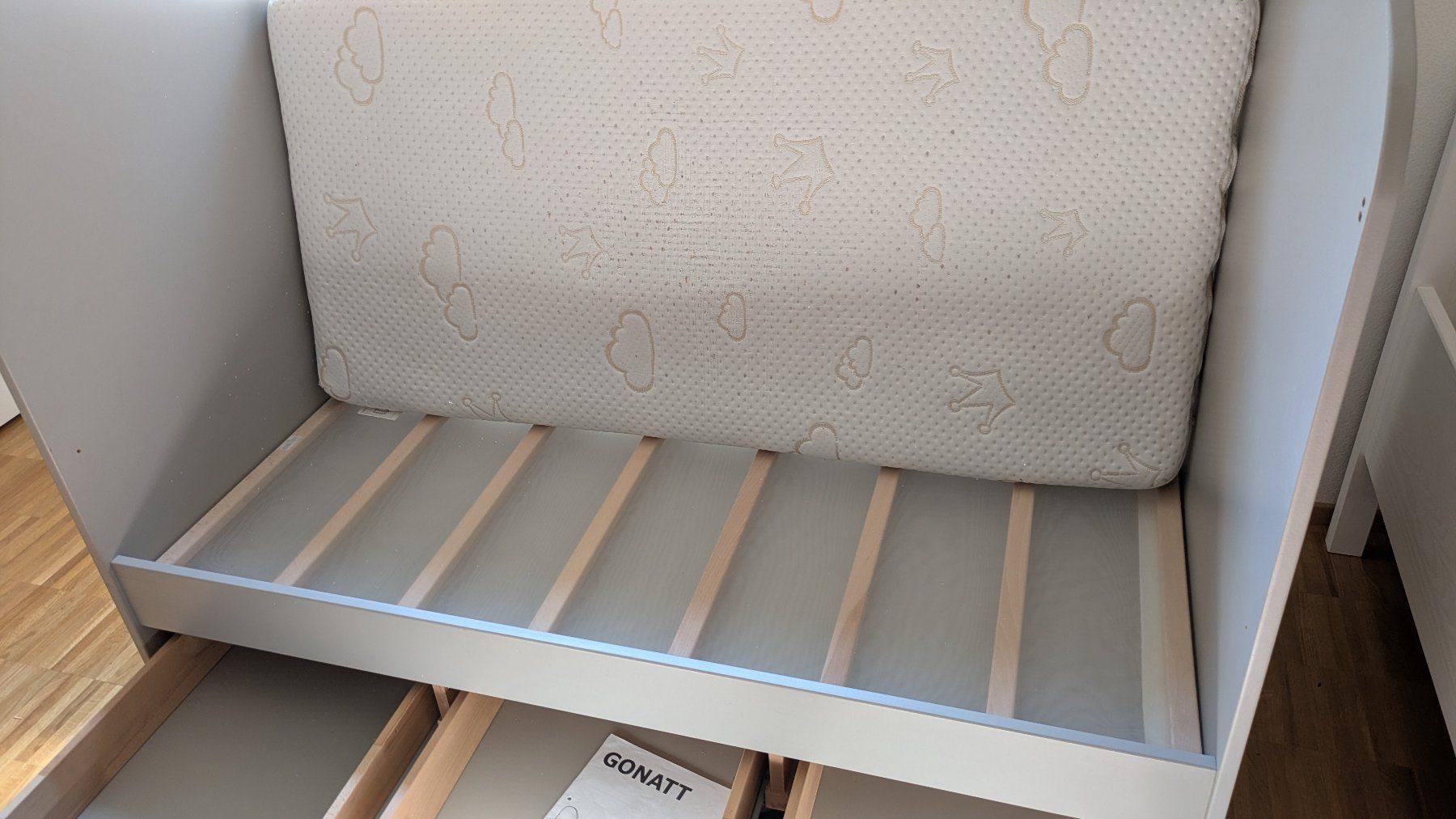 Ikea Lits: Ikea Babybett Gonatt mit 3 Schubladen – D'occasion à Kriens par Itchy8 4