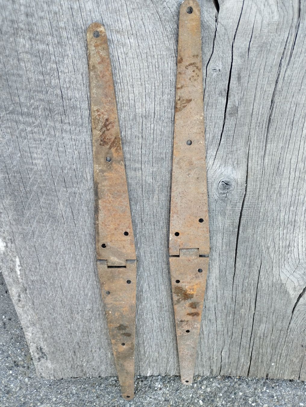 Eisenwaren: Scharniere, ca. 50cm, 2 Stück – Gebraucht aus Ostermundigen von Dinge1 3