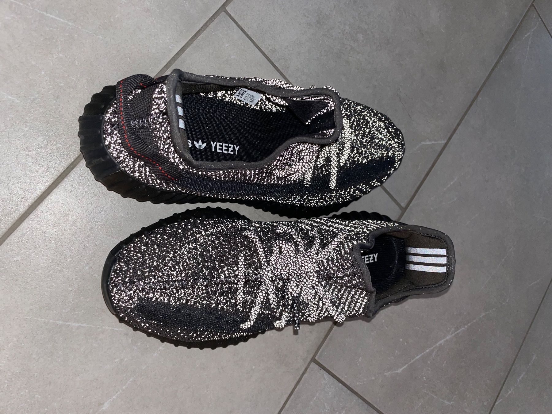 Adidas Scarpe da uomo: adidas Yeezy Boost 350 V2 Static Black – Nuovo (secondo la descrizione) da Wilen b. Wollerau venduto da LastChance22 1