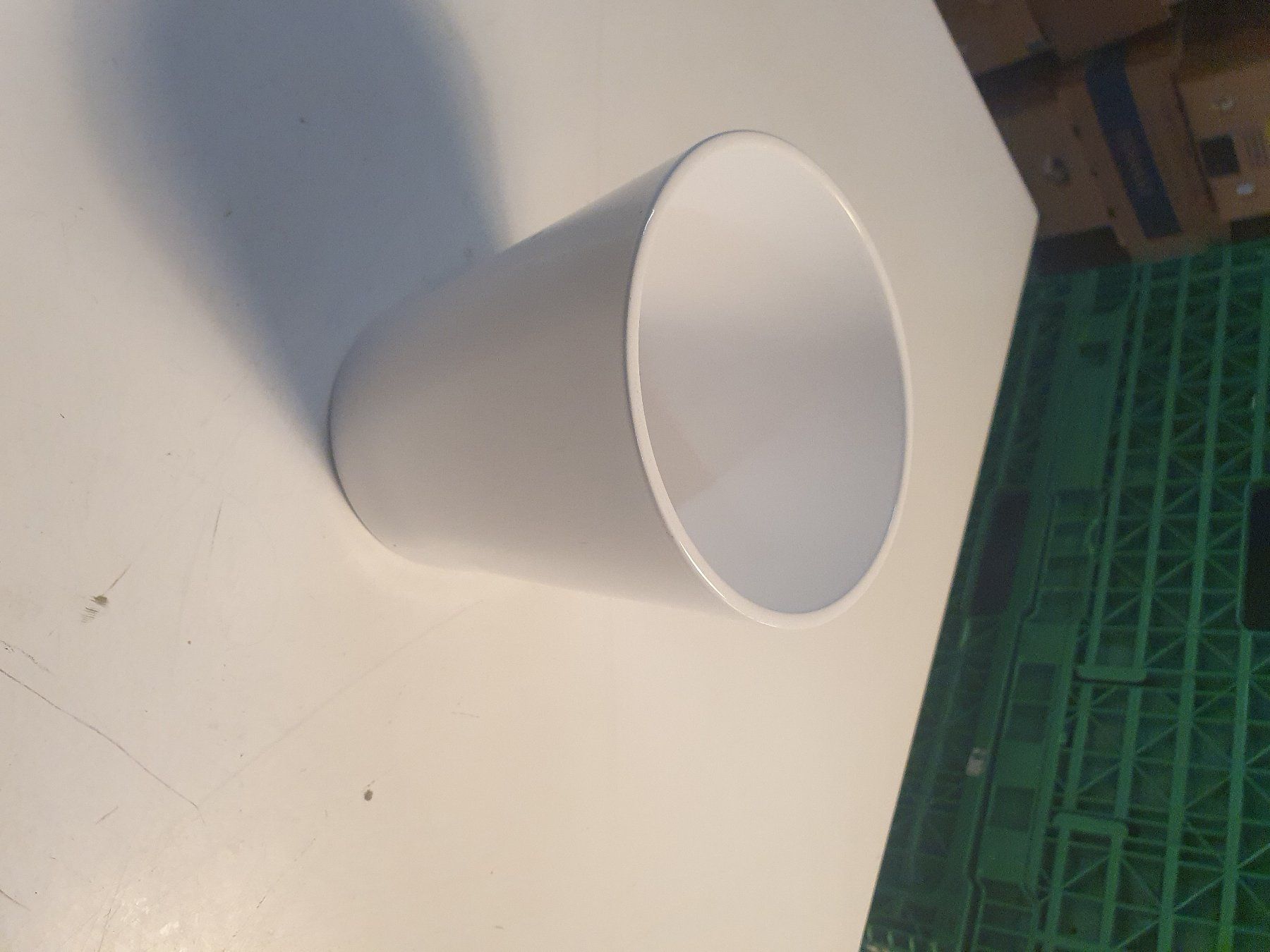 Blumentöpfe: Cachepot konisch weiss 13 x 15.5 cm – Gebraucht aus Zürich von loosebone 2