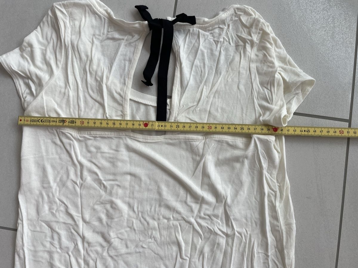 T-shirt: Zwei herzige Shirts Gr L – Usato da Rüti ZH venduto da kar_xx9l 2
