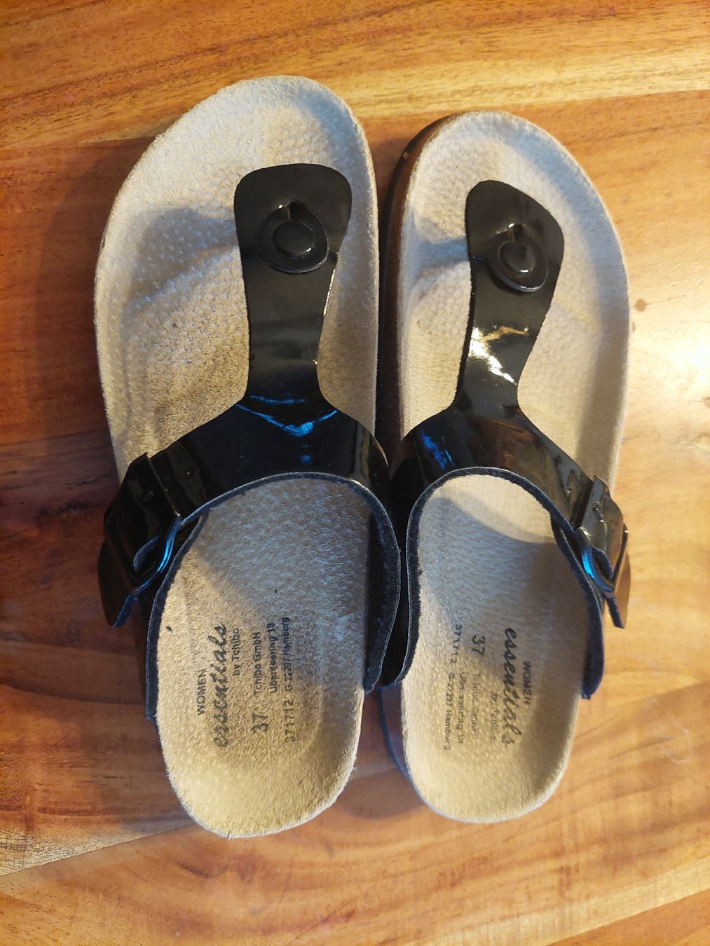 Scarpe da donna: Sandalen schwarz Grösse 37 gebraucht – Usato da Sissach venduto da zwwerg